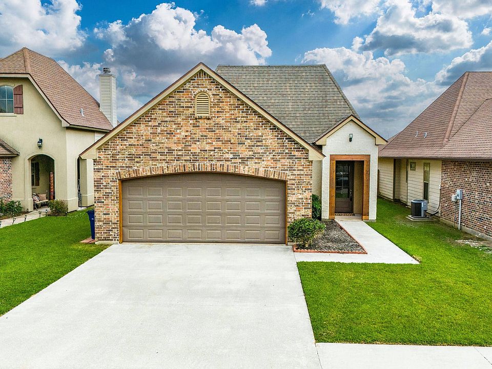 1st image of 606 Highland View Dr