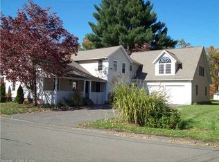 82 Niles Rd, Windsor, CT 06095
