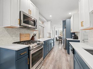 1408 W Ohio St #ID1244919P, Chicago, IL 60642