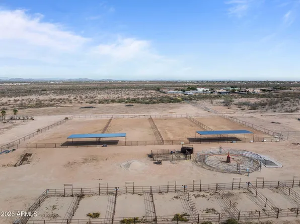 25718 W BAKER Drive, Wittmann, AZ 85361