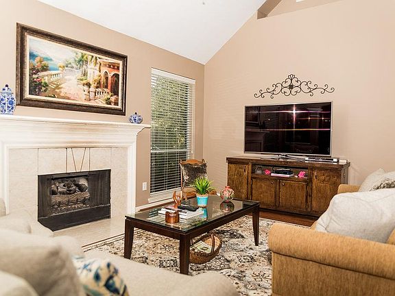 5th image of 7402 Branford Park Ln