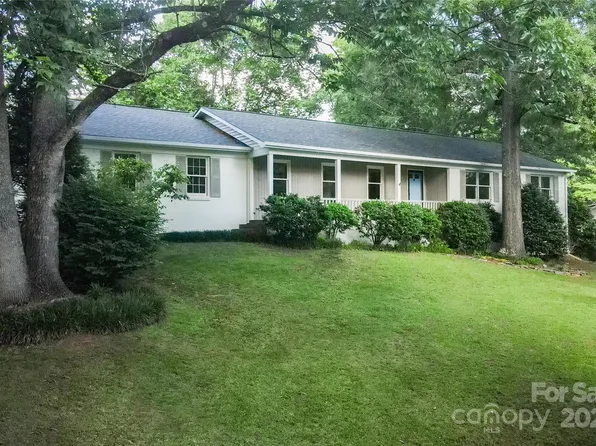 1770 Windsor Dr, Lancaster, SC 29720