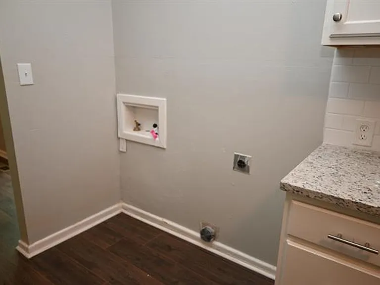 721 Maple Ave — Photo 24