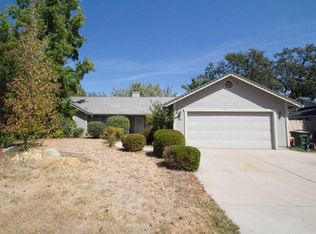 565 Olympic St, Redding, CA 96003