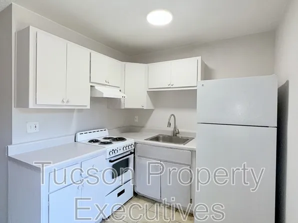 3810 E Monte Vista Dr, Tucson, AZ