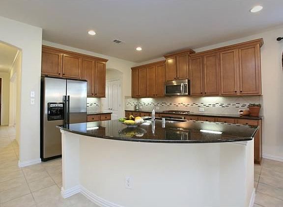 4th image of 7604 Delaware Dr