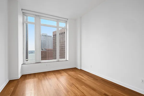 Rented by Douglas Elliman | media 24