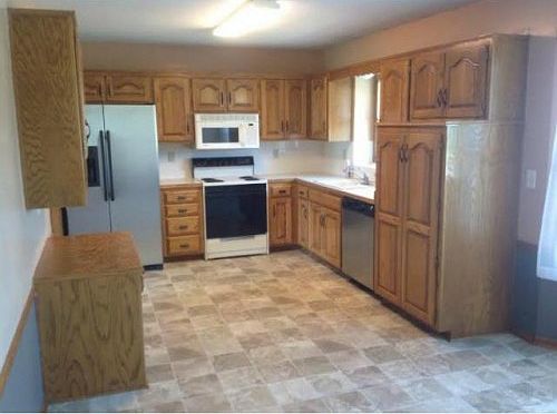 4th image of 1532 NE Harvest Ln