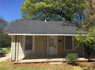 919 N Walnut St, Kannapolis, NC 28081