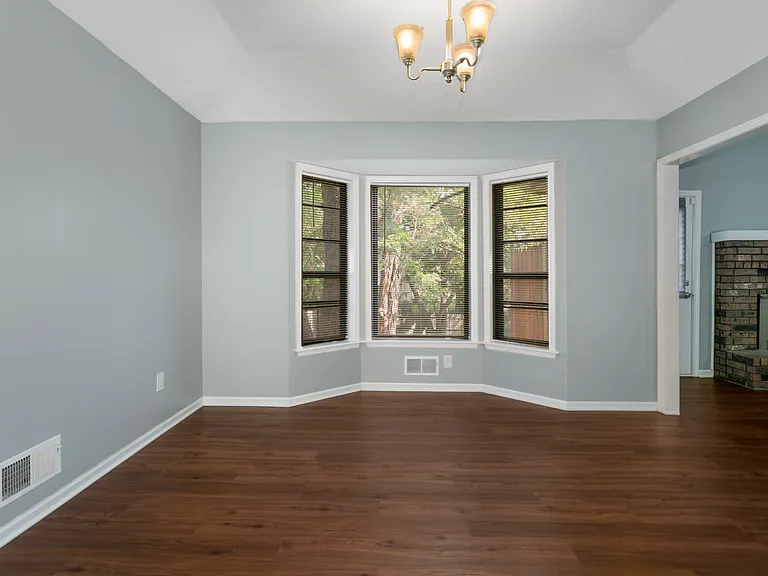 3513 NE Stanton St — Photo 11
