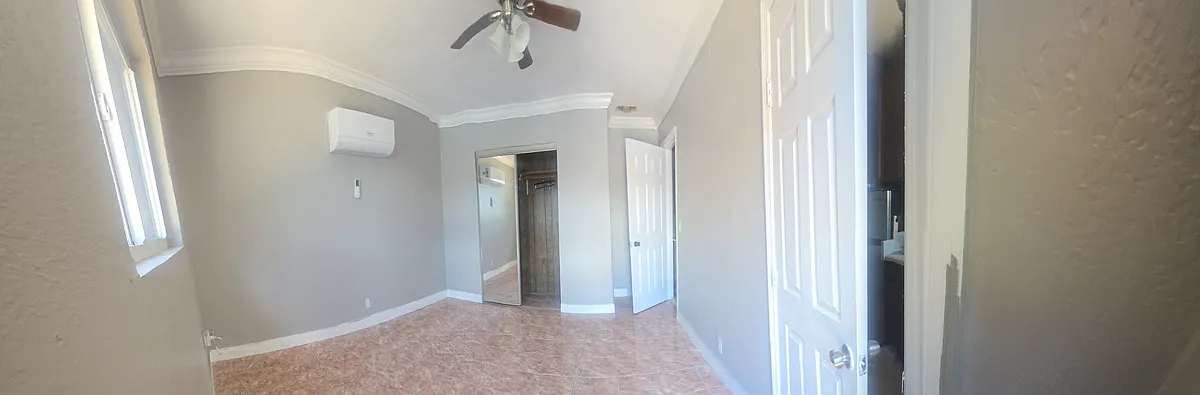 Building Photo - 8645 Windsor Dr #1