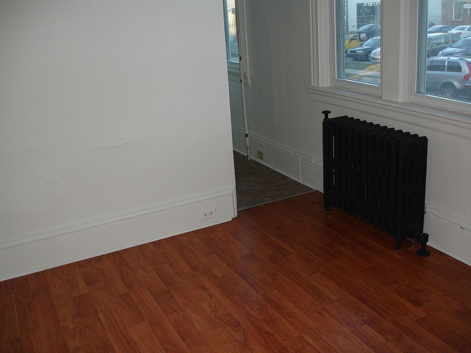 2nd image of 401-403 W James St #9