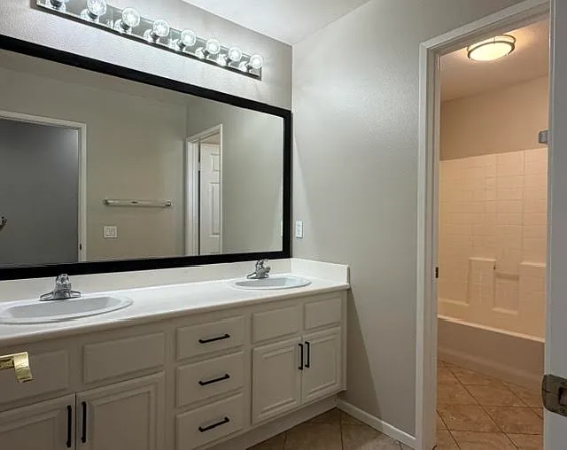 10023 Fieldthorn St — Photo 12