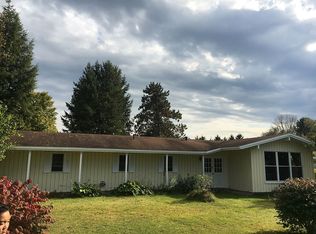 73 Mettowee St, Granville, NY 12832