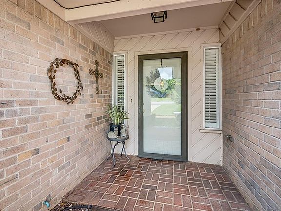 4th image of 2308 Stockbridge Ct