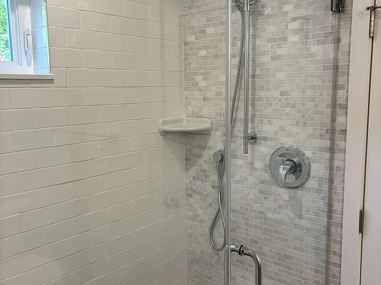 36 E Shore Rd — Photo 23