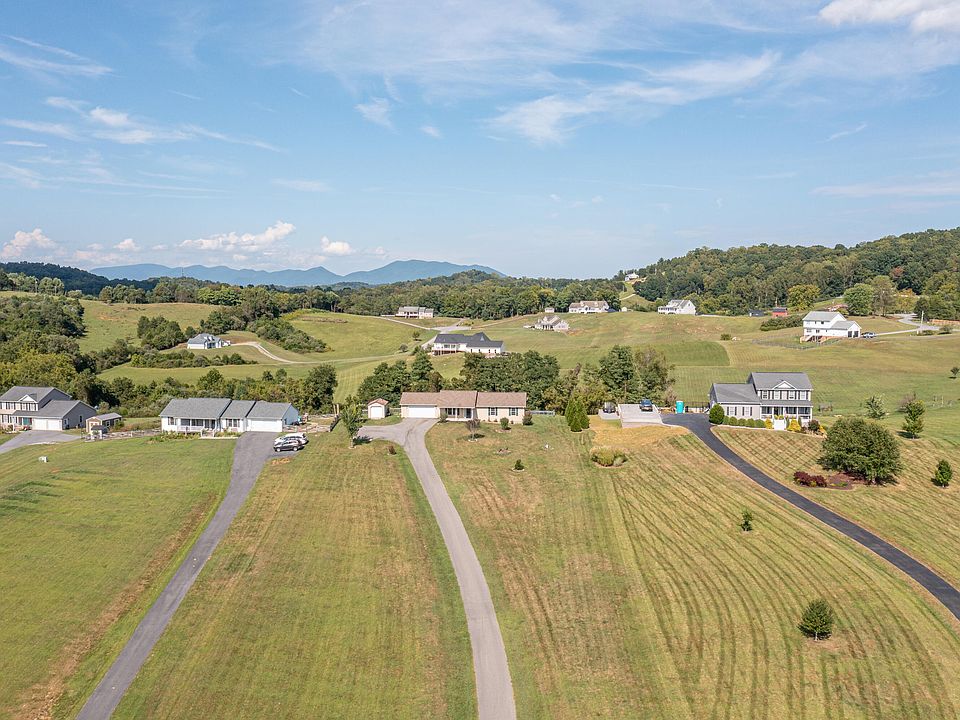 520 Blue Ridge Tpke, Fincastle, VA 24090 Zillow