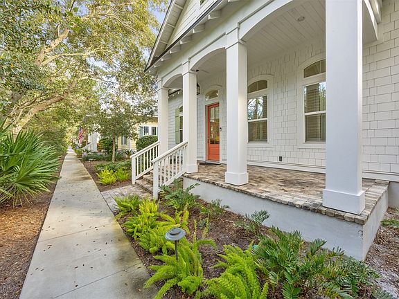 3rd image of 1505 Lakeside Ct