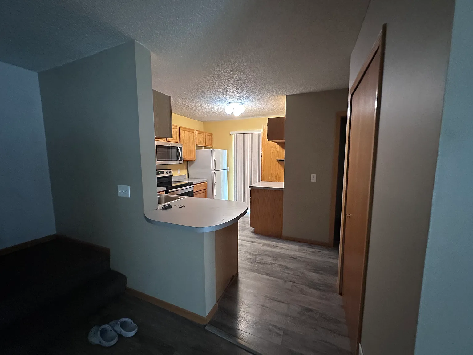 2 bed, 1.5 bath, 1213 sqft, $2,000 — Photo 4