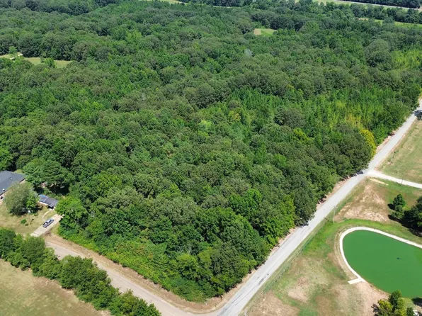 2730 Price Rd, Moscow, TN 38057