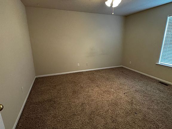 4th image of 460 E Chris Dr #462