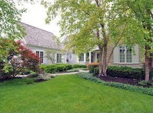 285 S South Shore Ln, Lake Forest, IL 60045