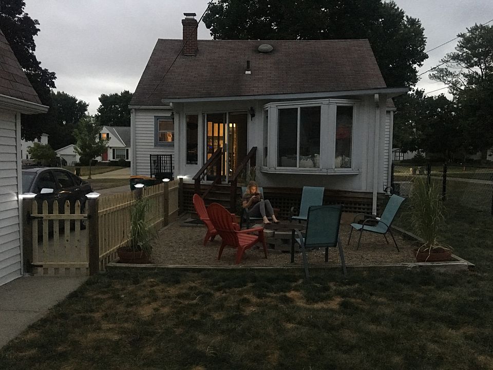 1st image of 5096 Robinhood Dr