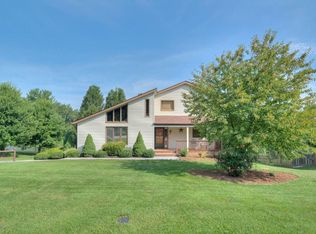 285 Briarwood Dr, Christiansburg, VA 24073