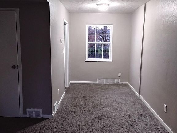 2nd image of 421 Kenwood Dr APT J