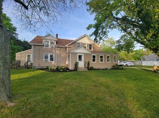 295 Sconticut Neck Rd, Fairhaven, MA 02719