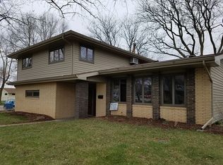 423 Ridge Rd, Albert Lea, MN 56007