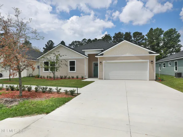 4166 UNIVERSITY Boulevard N, Jacksonville, FL 32277