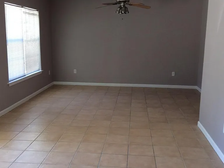 43177 Winchester Dr — Photo 5