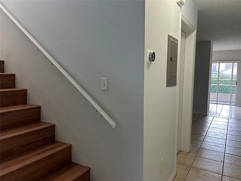 1727 Fluorshire Dr — Photo 9