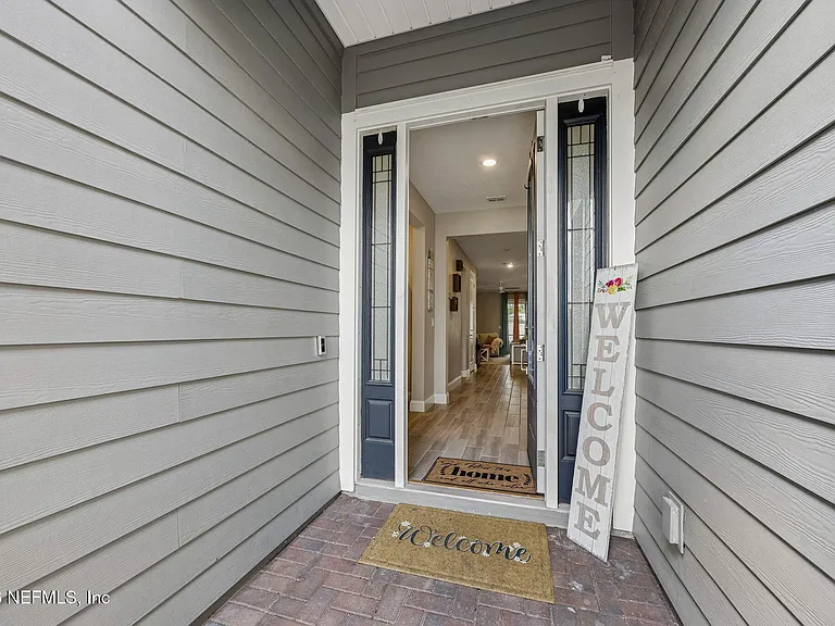 118 Sadler Ct — Photo 4
