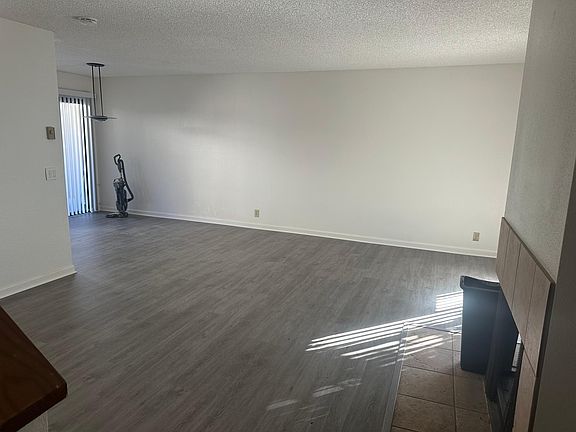 5th image of 2718 Ariane Dr Unit 28