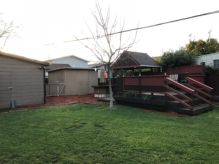 37171 Ash St — Photo 11