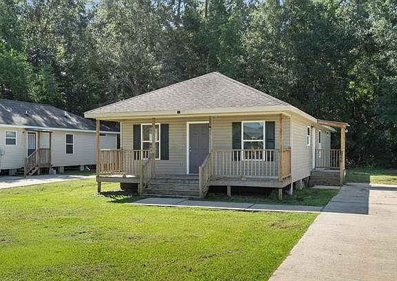 2nd image of 407 W 33rd Ave