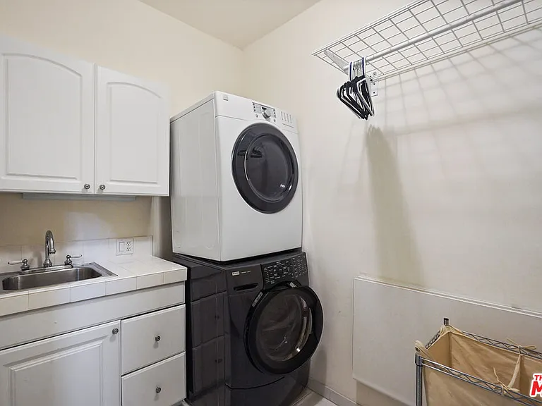 18101 Coastline Dr — Photo 26