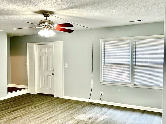 5th image of 374 Seminole Trl