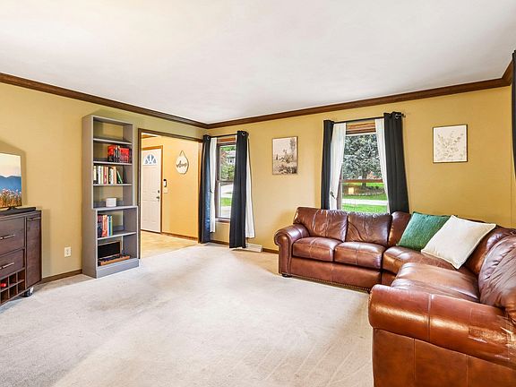 4th image of 7134 S Hill Rd