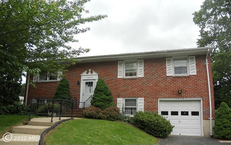 1st image of 1602 Samantha Ct