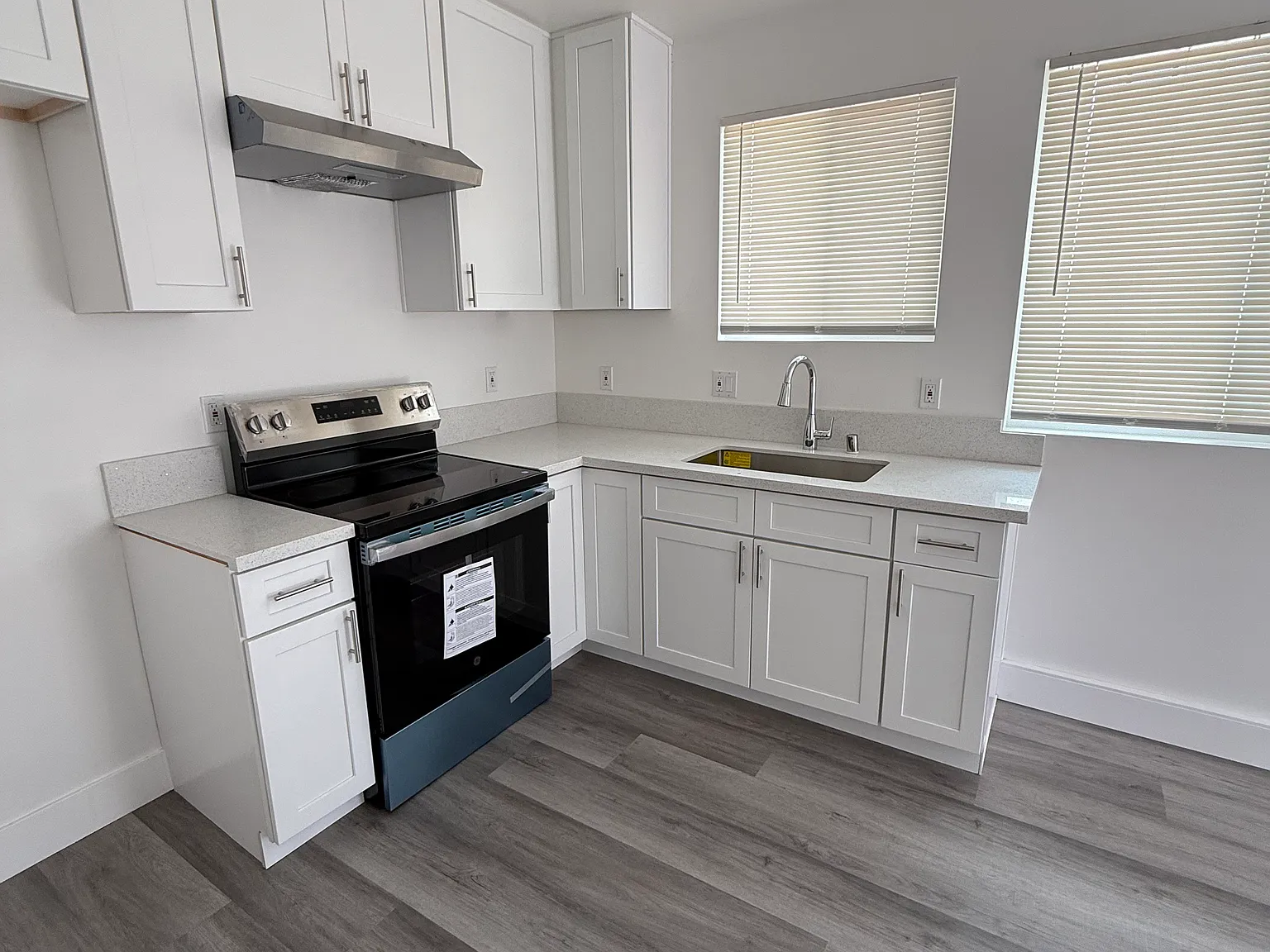 2 bed, 498 sqft, $1,850 — Photo 3