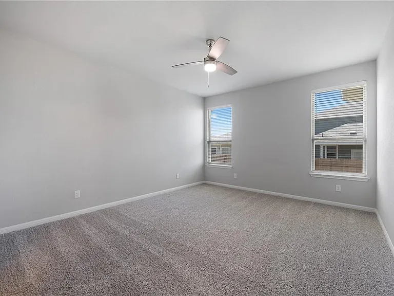 100 Drifter Ln — Photo 14