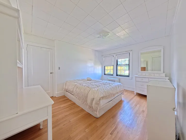 398 Bauer Pl — Photo 11