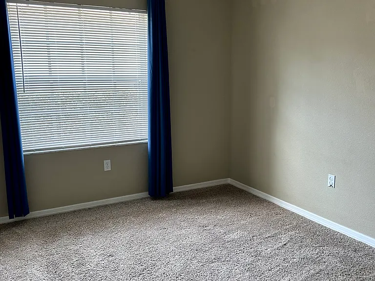 Double Eagle Ct — Photo 16