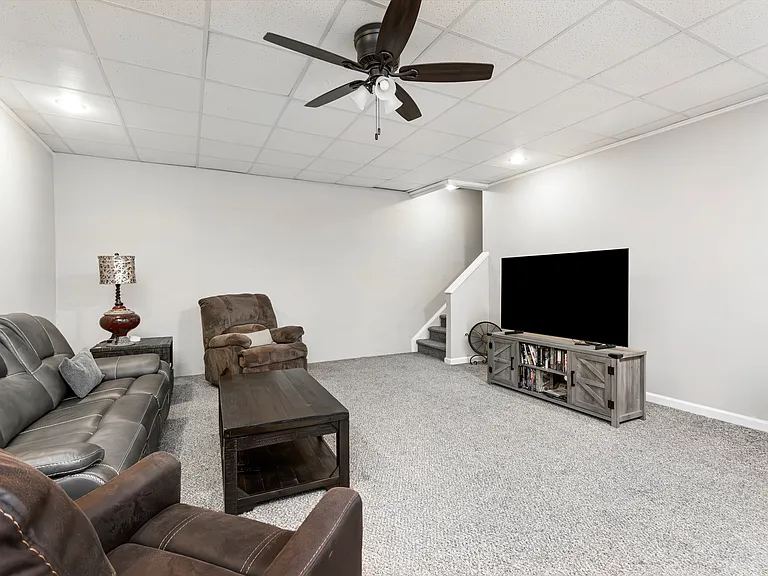 3655 Brisbane Dr — Photo 30
