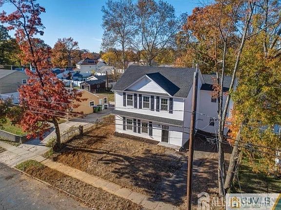 3rd image of 47 Glenville Rd