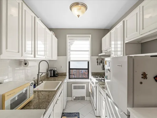 110-45 71st Road image 5 of 16