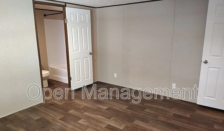 24 Erin Ln #78 — Photo 9